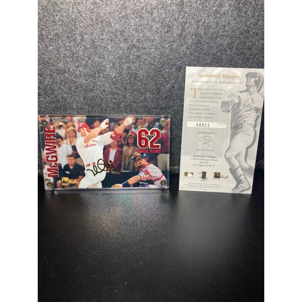 Mark McGwire 62 HR 24K Gold Signature Card w/COA Authentic Images Cardinals 1998
